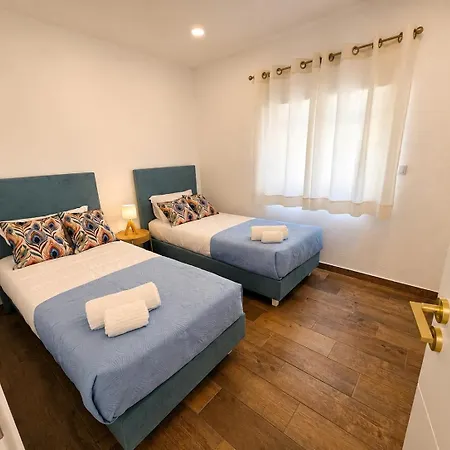 別荘 Blue House Sta Cruz - Charm 5min From The
